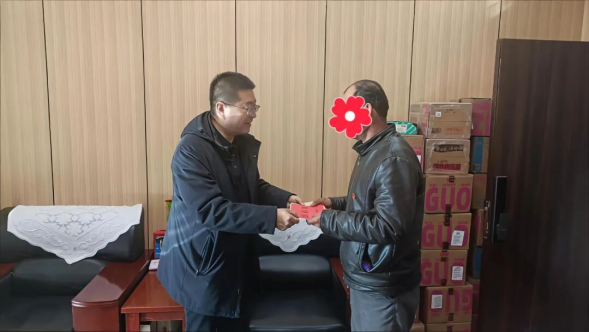 張掖市慈善協(xié)會(huì)開展“慈善情暖萬家”慰問活動(dòng)